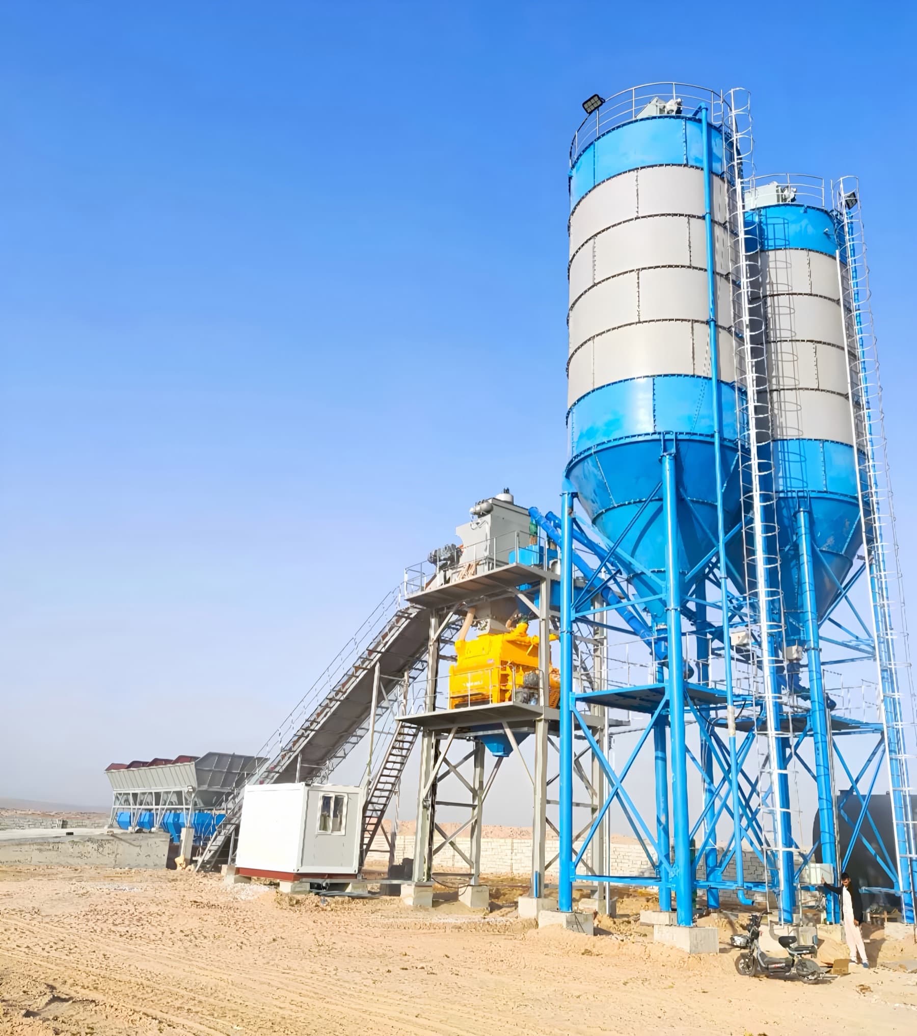 HZS180 batching plant commissioned in Uzbekistan